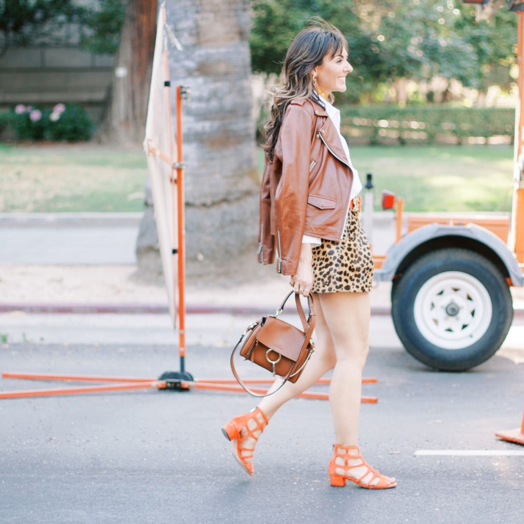 jimmy choo cage sandals
brown leather jacket
brown chole mini tess leather crossbody leopard print shorts
street style
Chole Crossbody bag

