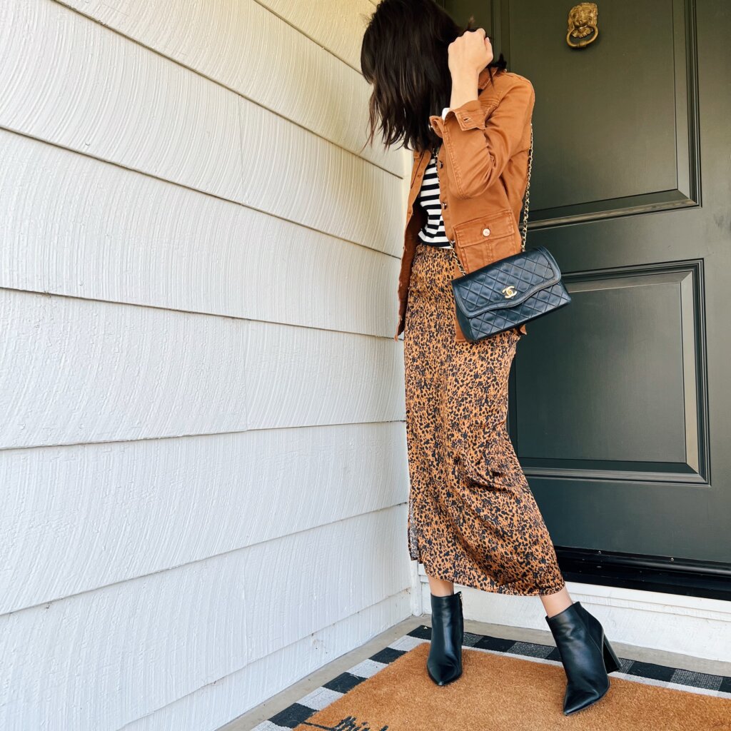 Jennifer Sattler stylist wearing halogen slip skirt in animal print with nordstrom brand striped tee and $59 rust utility jacket and chanel purse high low styling haute mama look of the day. brand at nordstrom exclusive brand at nordstrom 