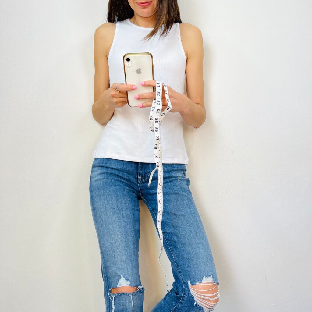 how to meansure your jean inseam and rise jennifer sattler stylist on intagram how to take your denim measurements
how to take your measurements
