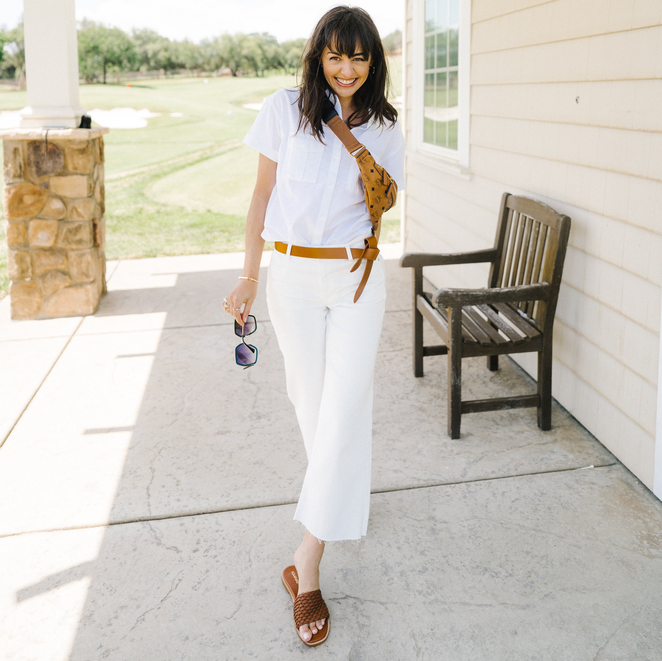 HOW TO WEAR WHITE JEANS WITH CONFIDENCE AND STYLE